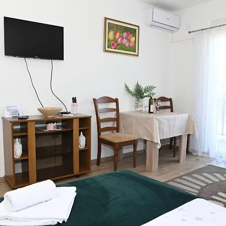 'maslina' * Trebinje