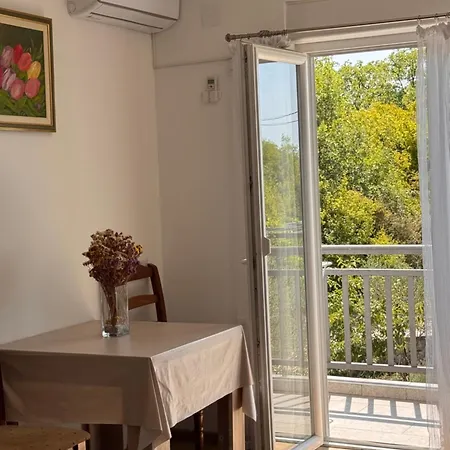 'maslina' شقة *